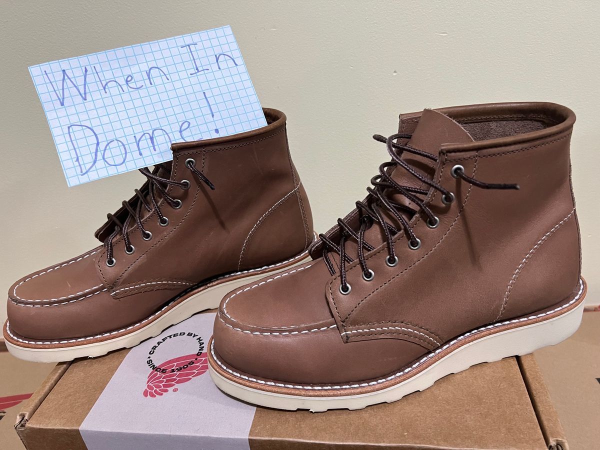 Photo by Dana on November 6, 2024 of the Red Wing 6-Inch Classic Moc in Mocha Oro-iginal.