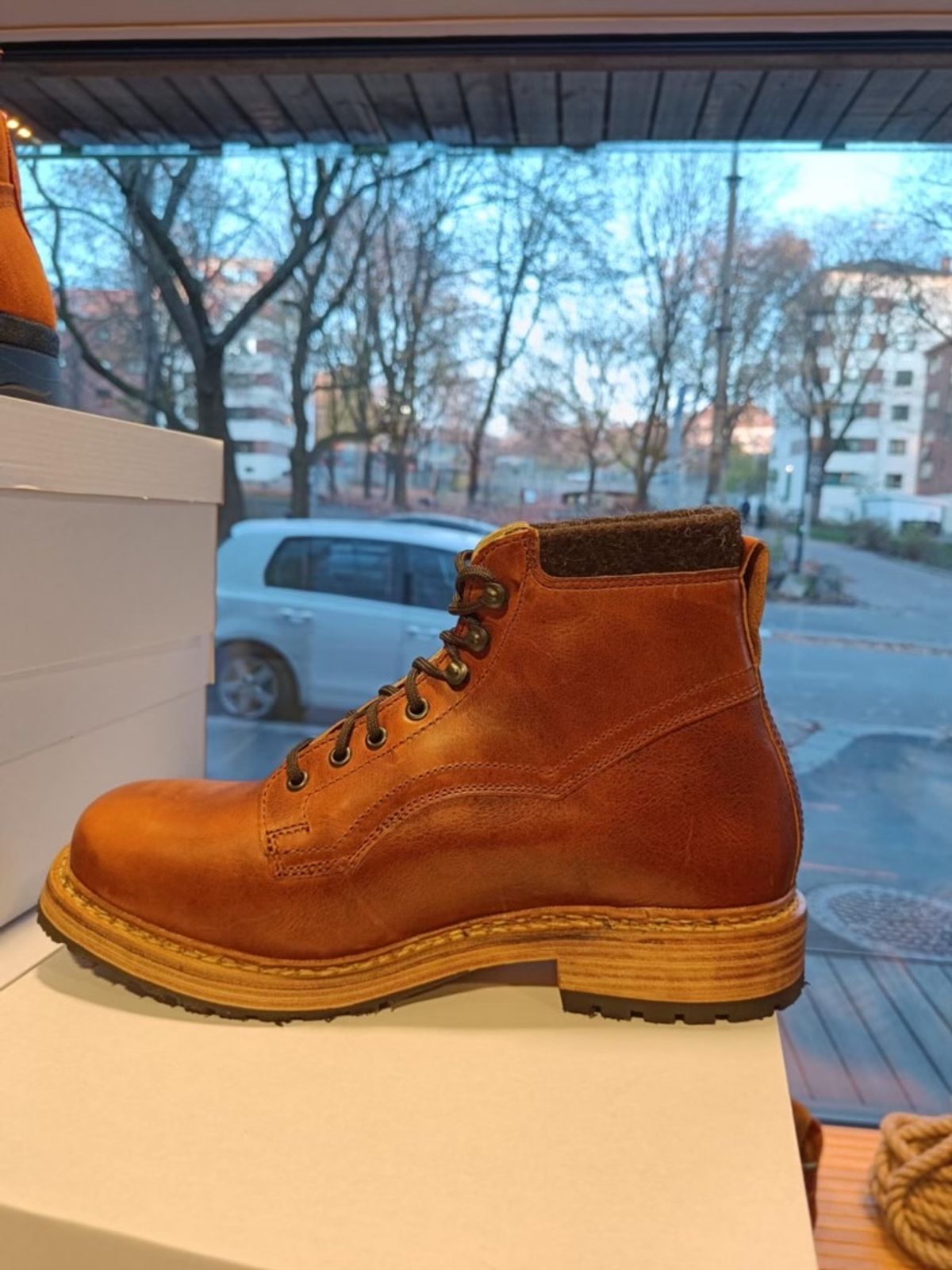 Photo by denimdawg on November 7, 2024 of the Dundas Footwear Gunnerside in Badalassi Carlo Waxy Tan Cognac.