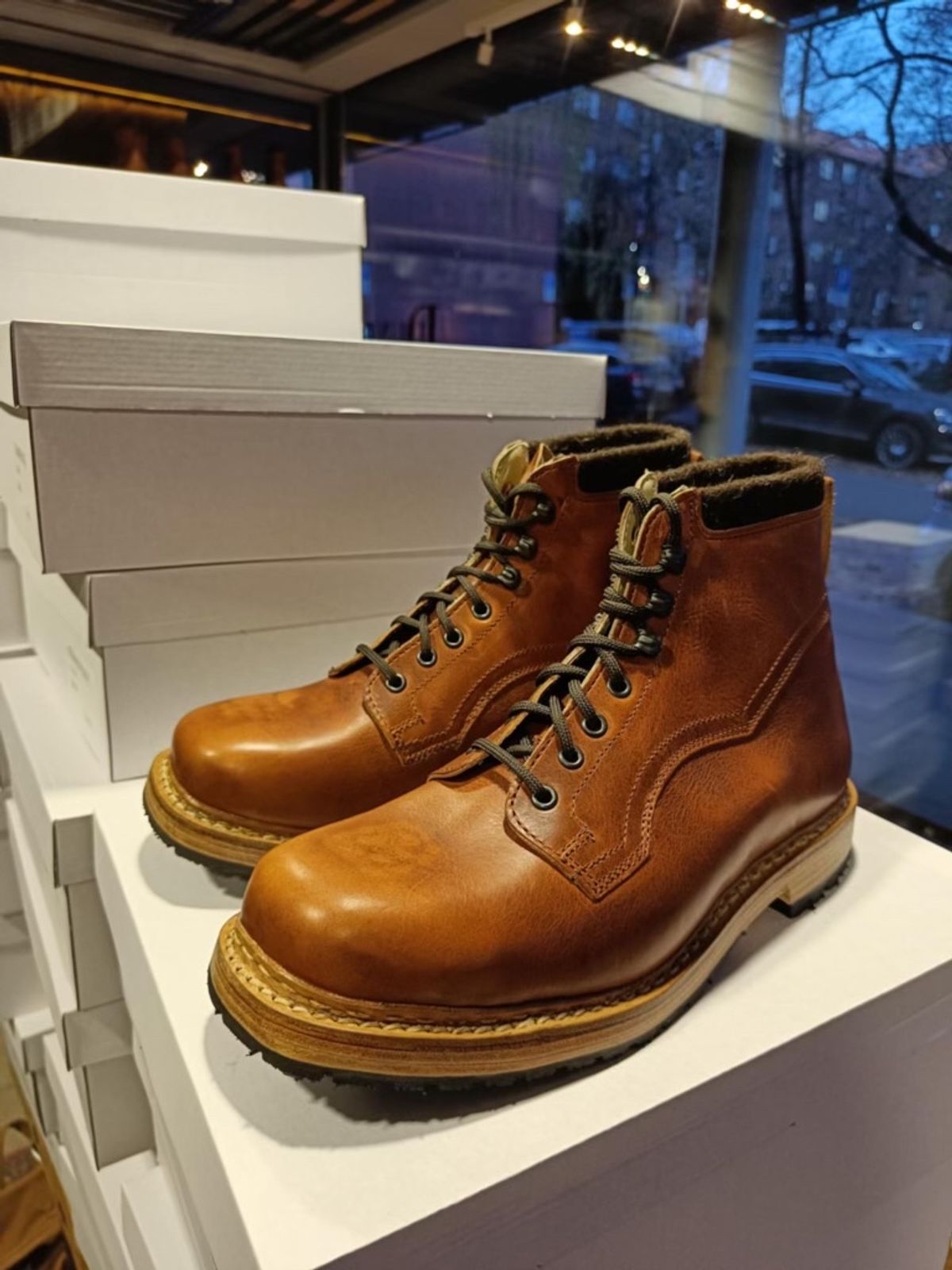 Photo by denimdawg on November 7, 2024 of the Dundas Footwear Gunnerside in Badalassi Carlo Waxy Tan Cognac.
