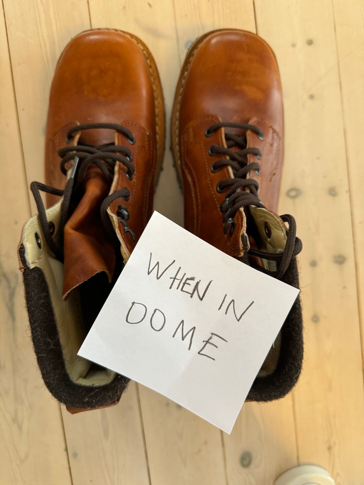 Photo by denimdawg on November 12, 2024 of the Dundas Footwear Gunnerside in Badalassi Carlo Waxy Tan Cognac.