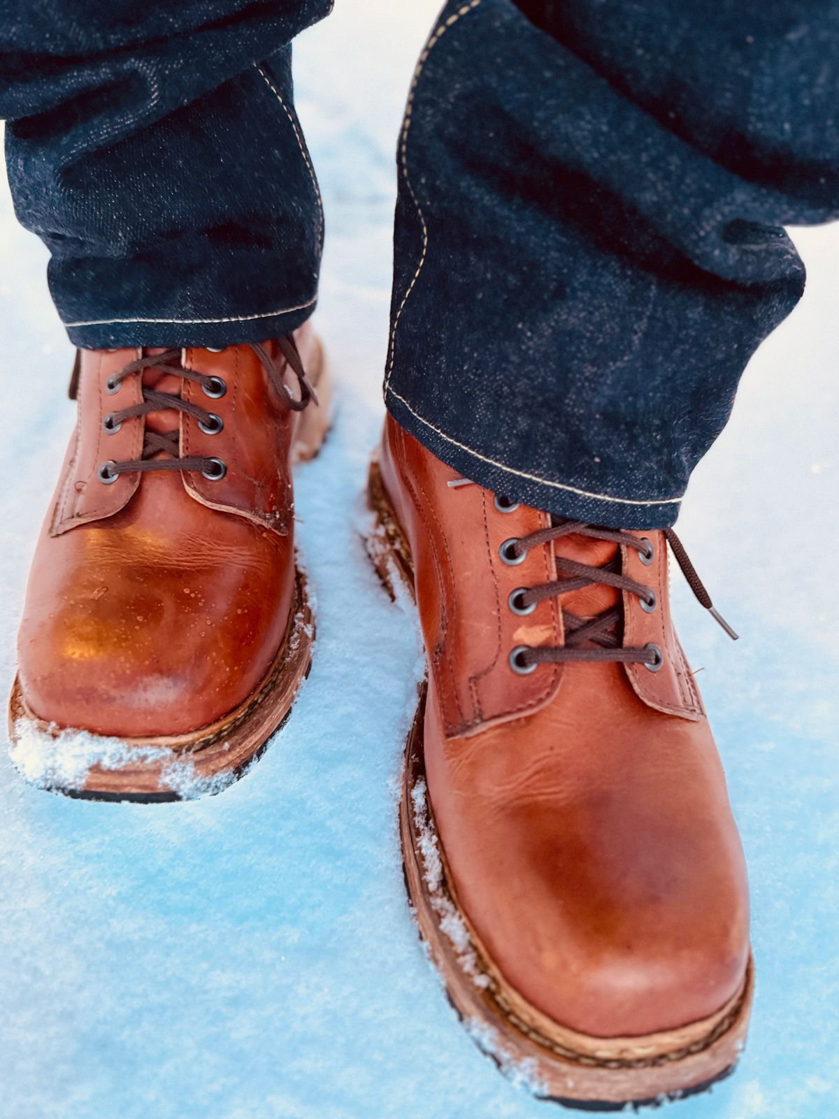 Photo by denimdawg on January 4, 2025 of the Dundas Footwear Gunnerside in Badalassi Carlo Waxy Tan Cognac.