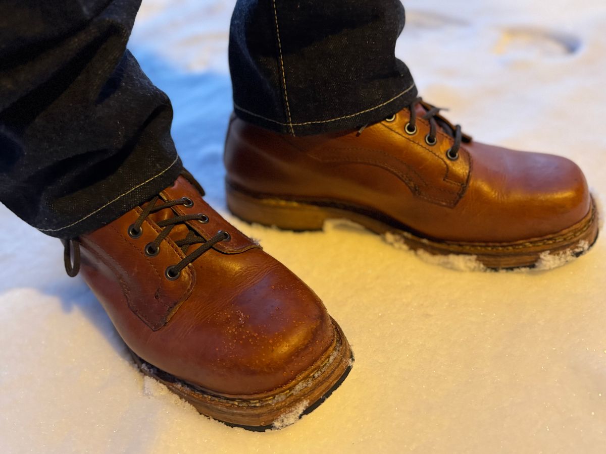 Photo by denimdawg on January 4, 2025 of the Dundas Footwear Gunnerside in Badalassi Carlo Waxy Tan Cognac.