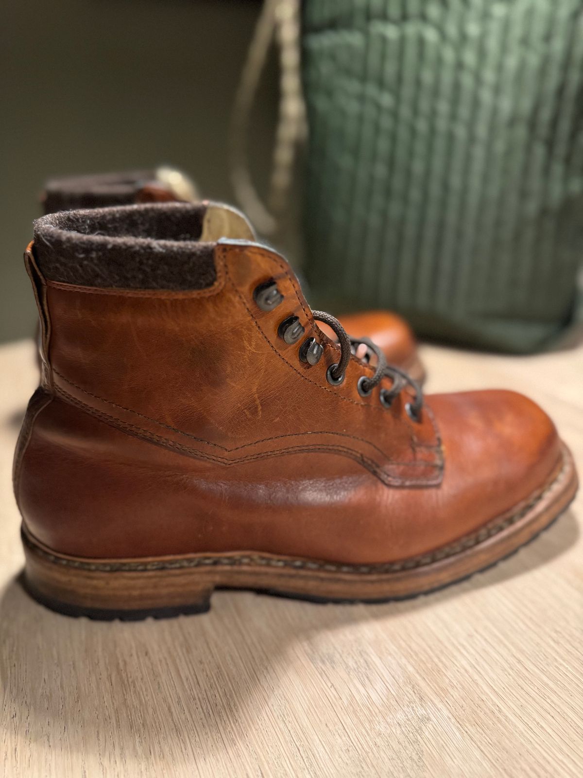 Photo by denimdawg on February 10, 2025 of the Dundas Footwear Gunnerside in Badalassi Carlo Waxy Tan Cognac.
