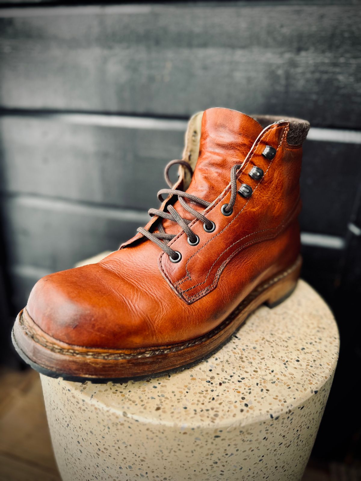 Photo by denimdawg on April 2, 2025 of the Dundas Footwear Gunnerside in Badalassi Carlo Waxy Tan Cognac.