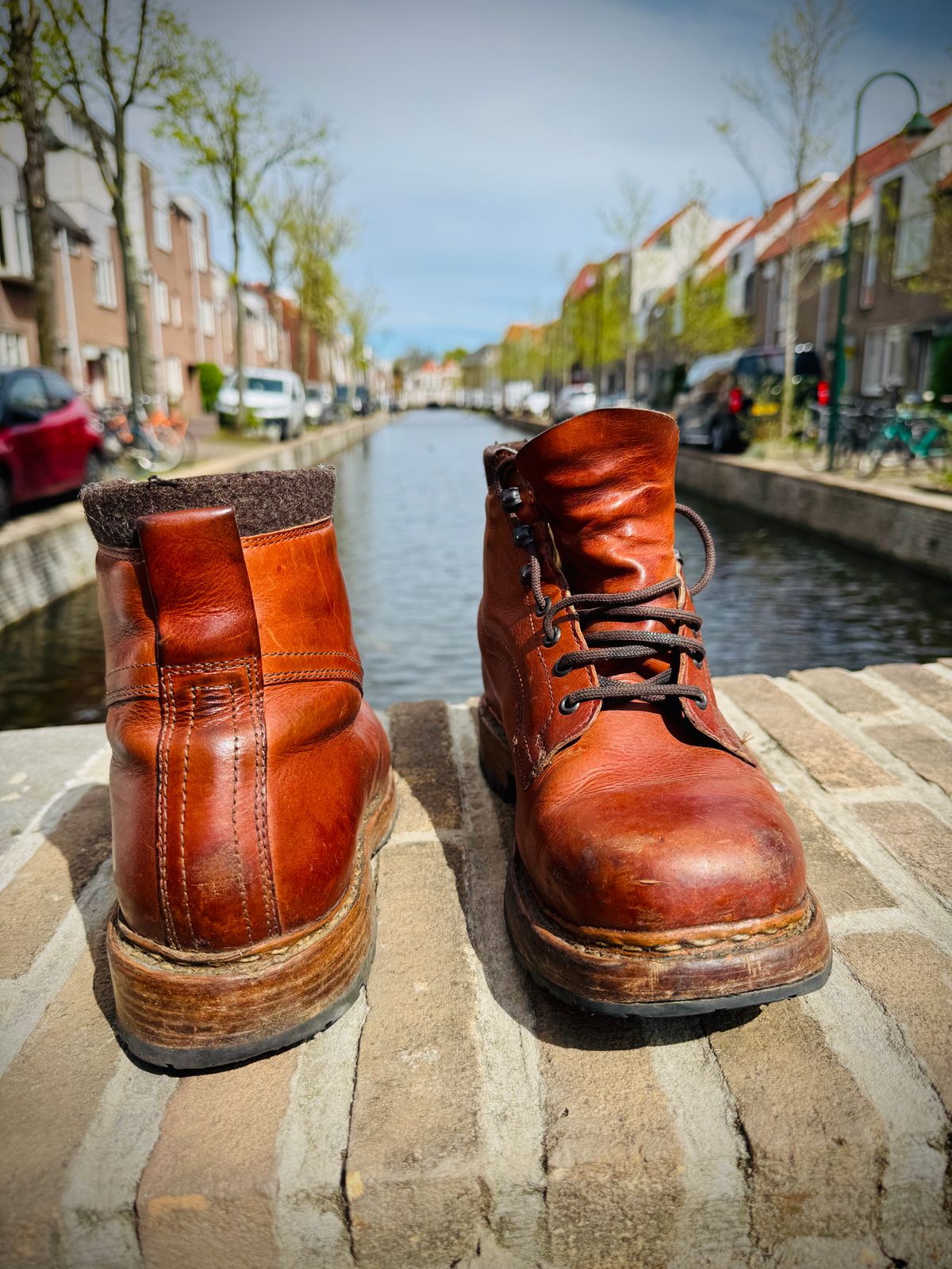 Photo by denimdawg on April 19, 2025 of the Dundas Footwear Gunnerside in Badalassi Carlo Waxy Tan Cognac.
