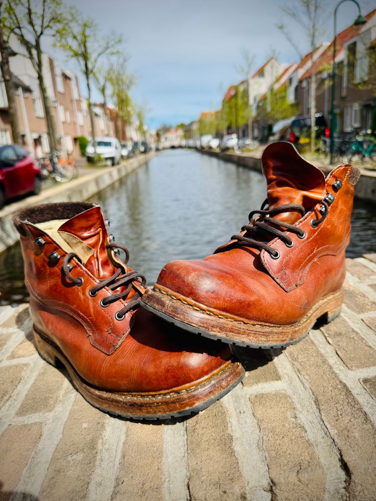 Photo by denimdawg on April 19, 2025 of the Dundas Footwear Gunnerside in Badalassi Carlo Waxy Tan Cognac.