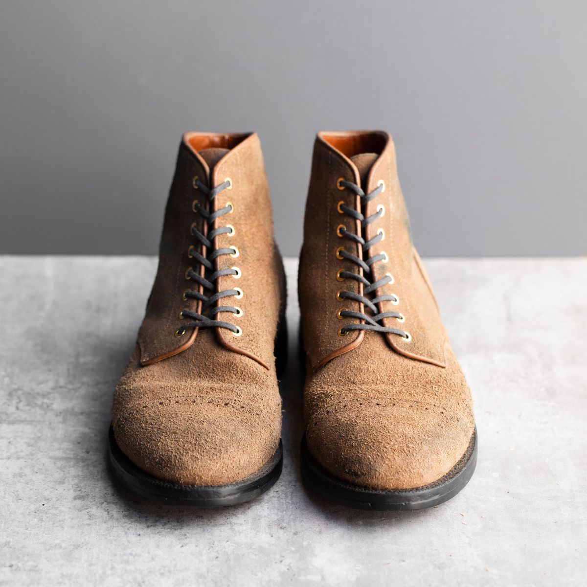 Photo by joshfulton05 on November 4, 2024 of the Grant Stone Garrison Boot in Reverse Black Chromexcel.