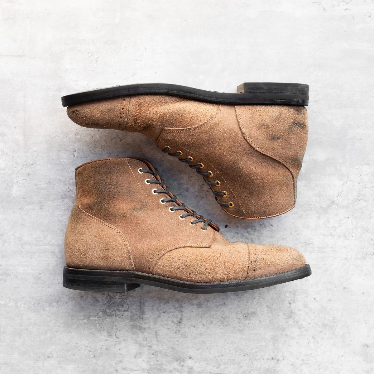 Photo by joshfulton05 on November 4, 2024 of the Grant Stone Garrison Boot in Reverse Black Chromexcel.