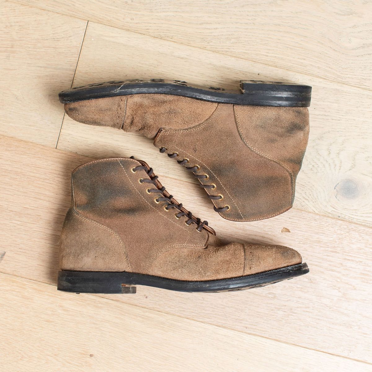 Photo by joshfulton05 on January 29, 2025 of the Grant Stone Garrison Boot in Reverse Black Chromexcel.