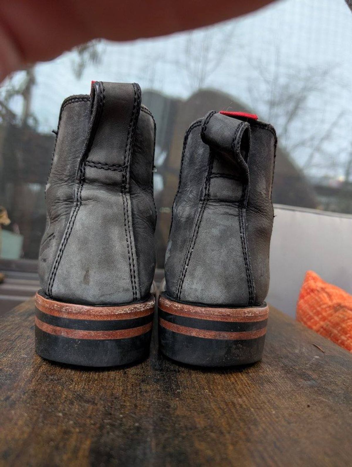 Photo by kylakristine4 on January 5, 2025 of the Dayton Boots Wholecut Chelsea in Charcoal Nubuck.