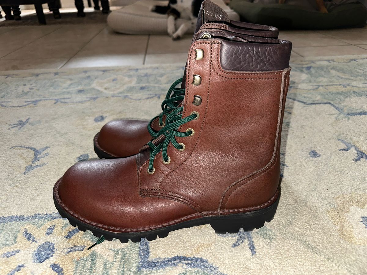 Photo by ArchaeoExplorer on May 12, 2025 of the Jim Green AR8 in African Buffalo Skin.