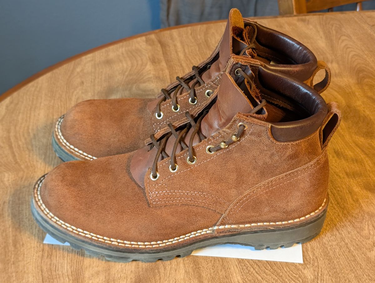 Photo by ilkhan on June 1, 2025 of the Nicks Ridgeline Hiking Boot in Seidel 1964 Brown Roughout.