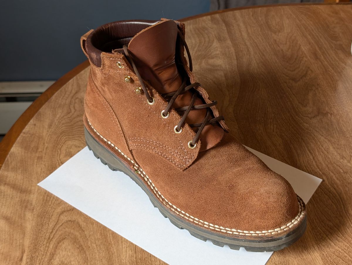 Photo by ilkhan on June 14, 2025 of the Nicks Ridgeline Hiking Boot in Seidel 1964 Brown Roughout.