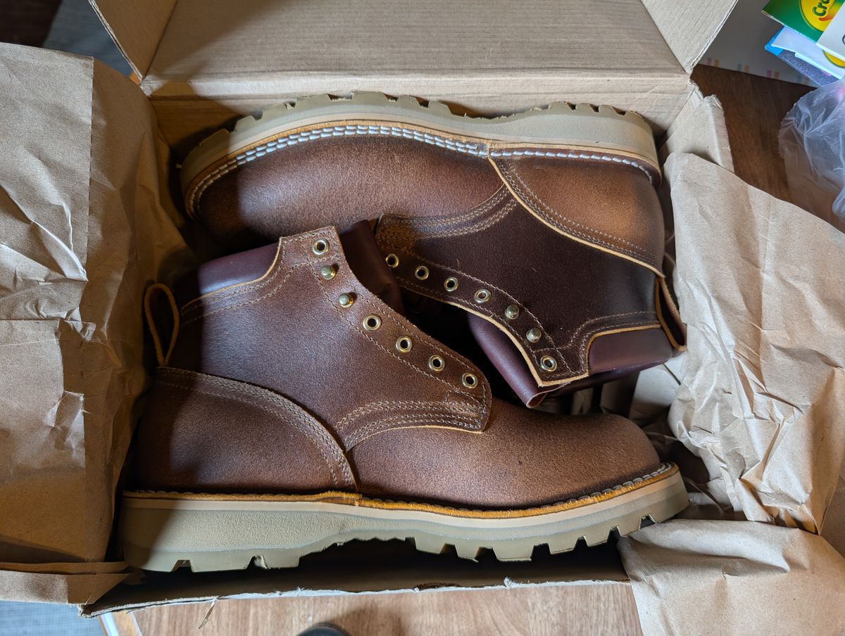Photo by ilkhan on June 23, 2025 of the Nicks Ridgeline Hiking Boot in Nicks / Horween Spokane Honey waxout.