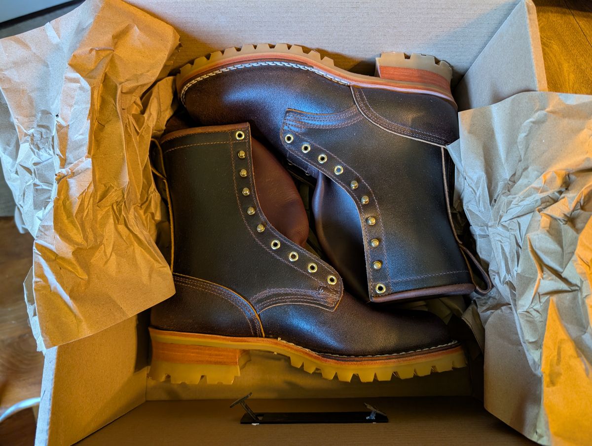 Photo by ilkhan on May 23, 2025 of the Nicks MTO in Nicks / Horween Spokane Brown wax Out.
