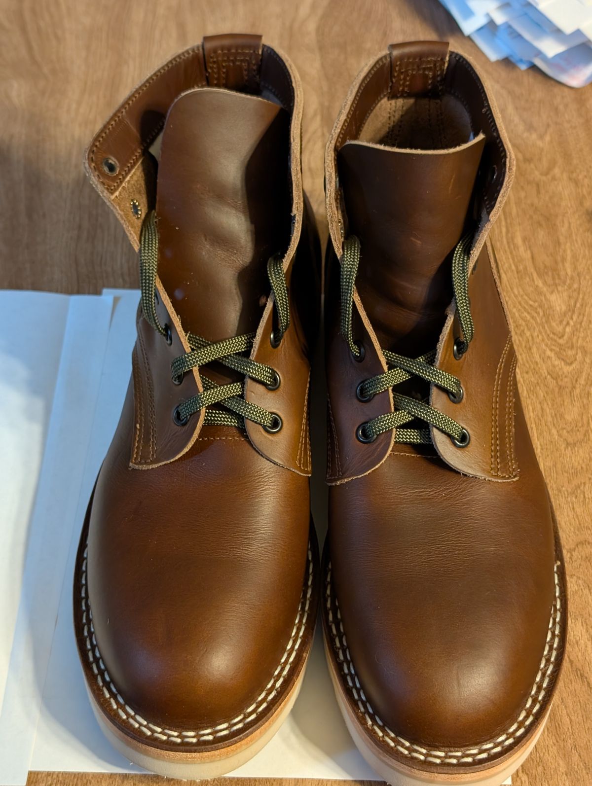 Photo by ilkhan on November 1, 2025 of the Nicks Ivan in Horween Shackleton Cognac.