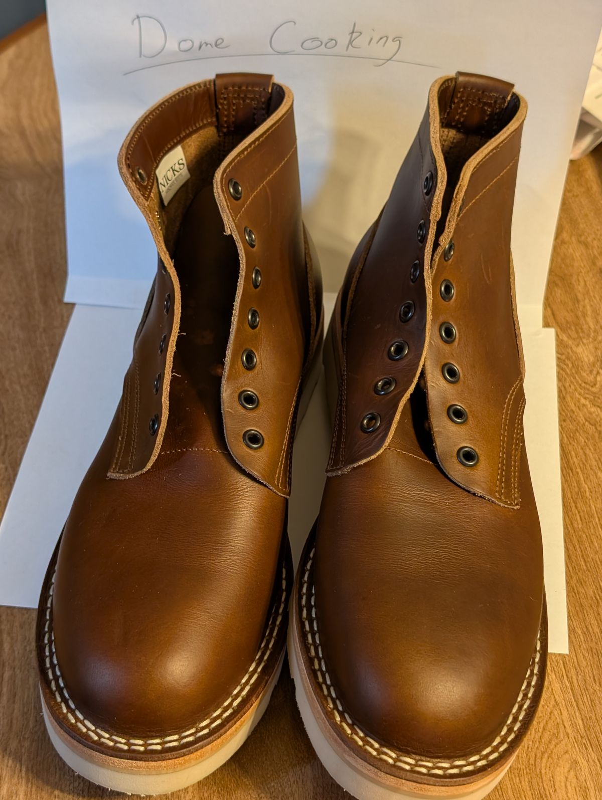 Photo by ilkhan on November 1, 2025 of the Nicks Ivan in Horween Shackleton Cognac.