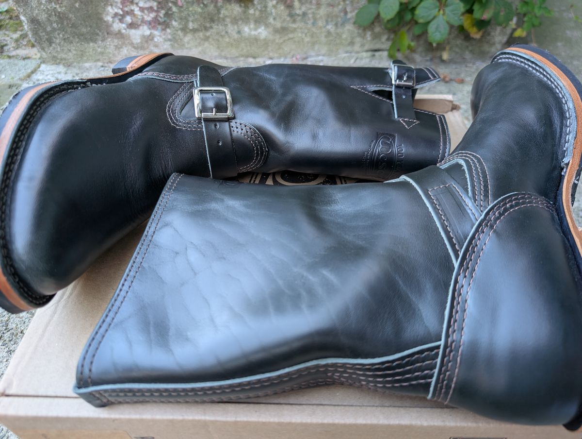 Photo by patina_colada on October 1, 2025 of the Wesco Mister Lou in Maryam Petrolio Waxed Black Horsehide.