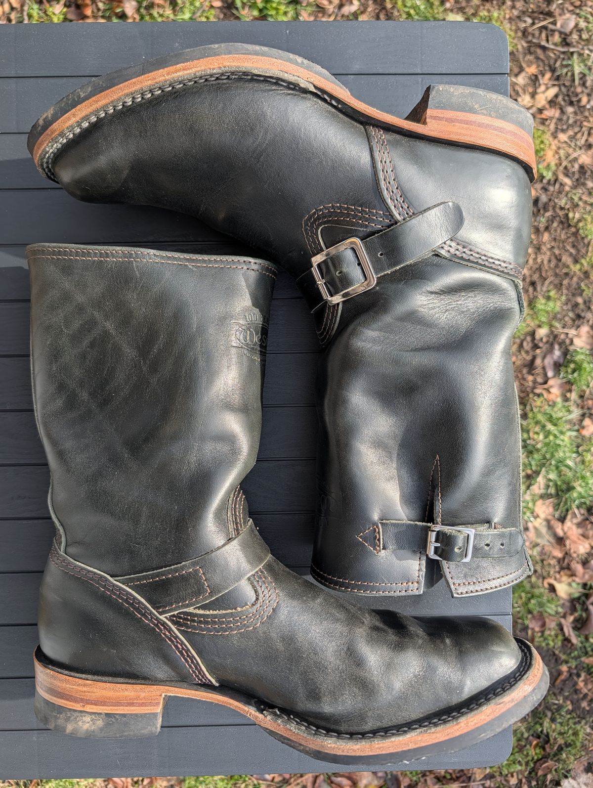 Photo by patina_colada on December 3, 2025 of the Wesco Mister Lou in Maryam Petrolio Waxed Black Horsehide.