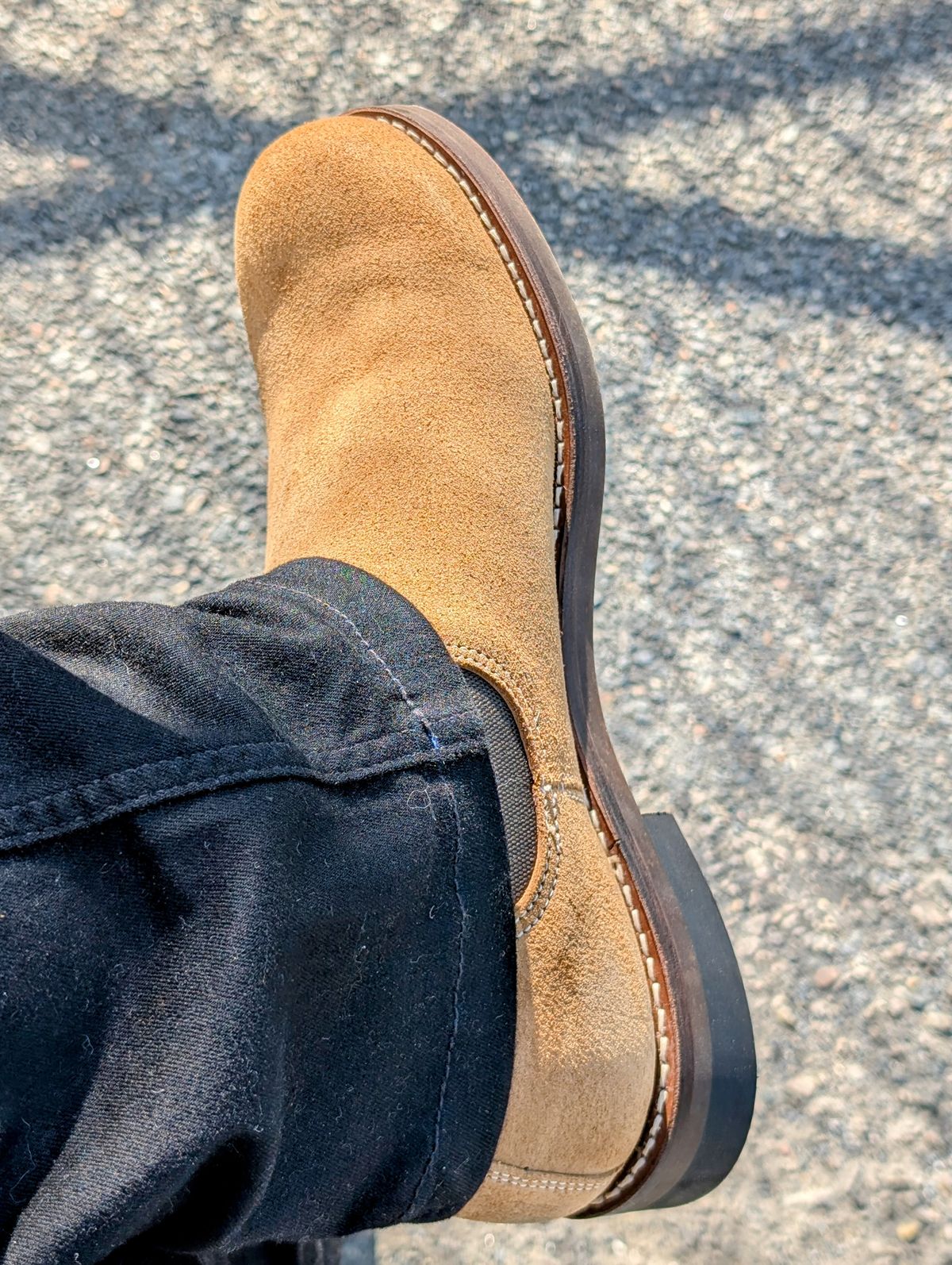 Photo by patina_colada on May 13, 2025 of the Rolling Dub Trio Stan in Horween Natural Chromexcel Roughout.
