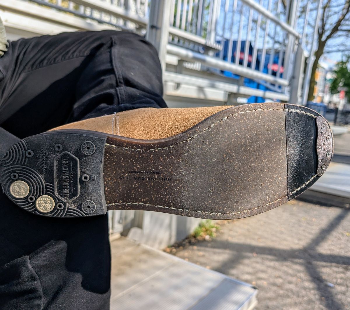 Photo by patina_colada on May 13, 2025 of the Rolling Dub Trio Stan in Horween Natural Chromexcel Roughout.