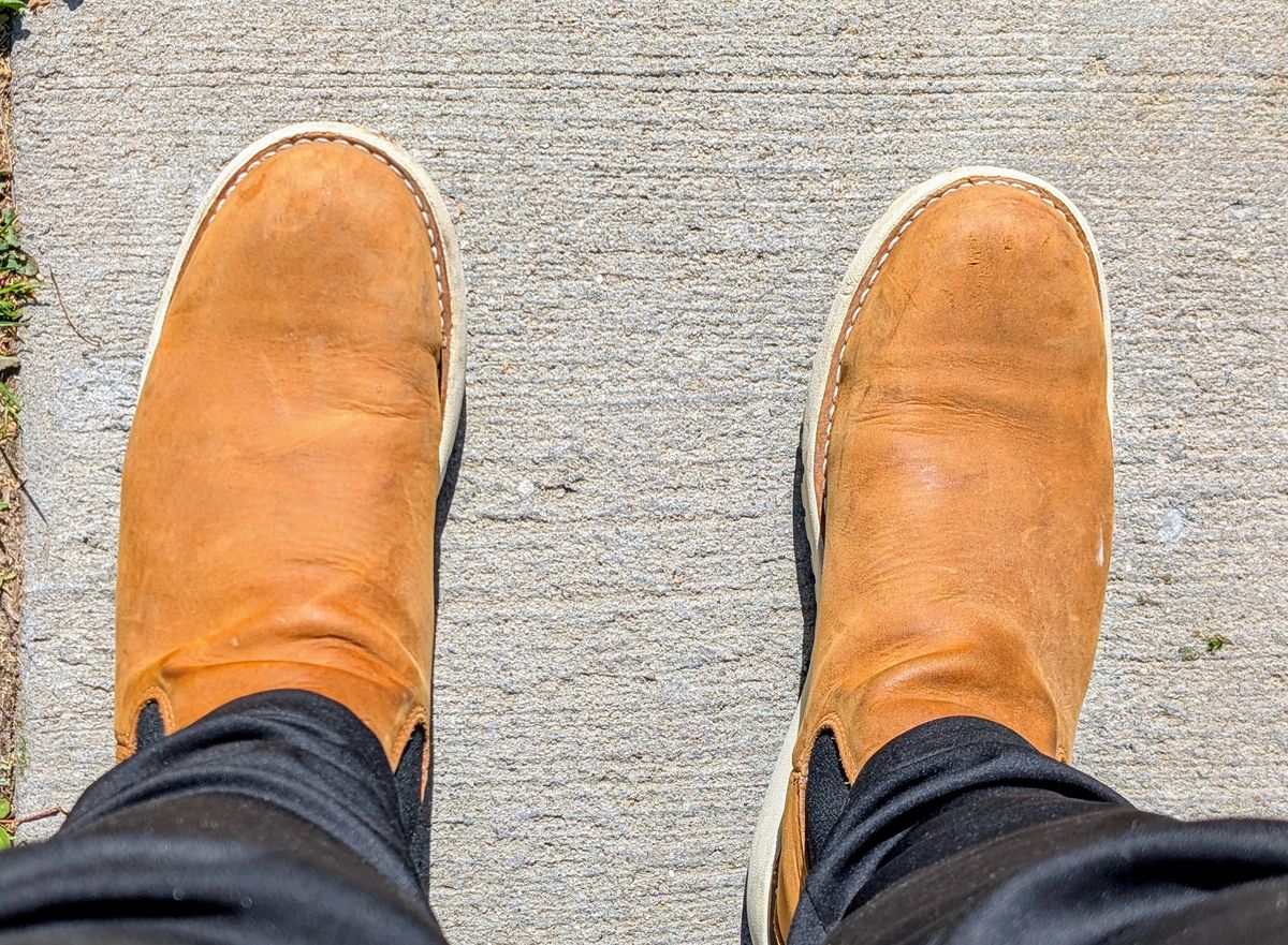 Photo by patina_colada on May 1, 2025 of the Danner Tramline Chelsea 917 GTX in Danner / Roasted Pecan.