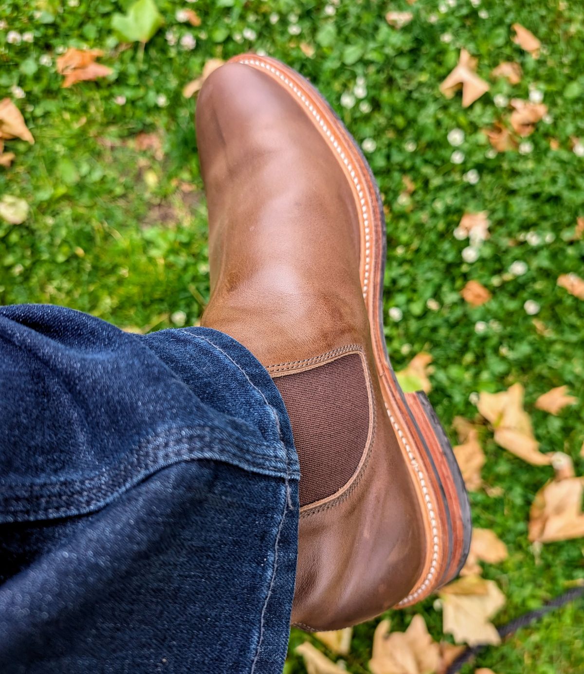 Photo by patina_colada on June 10, 2025 of the Viberg Chelsea in Viberg / Stoned Oil Calf.