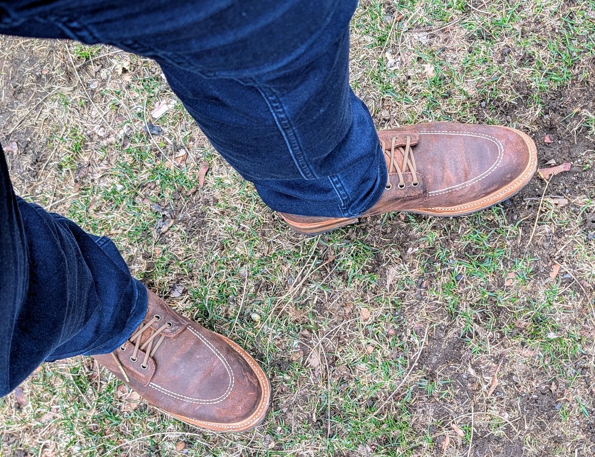 Photo by patina_colada on March 21, 2025 of the Parkhurst The Niagara in Parkhurst / C.F. Stead Saddle Waxy Commander.
