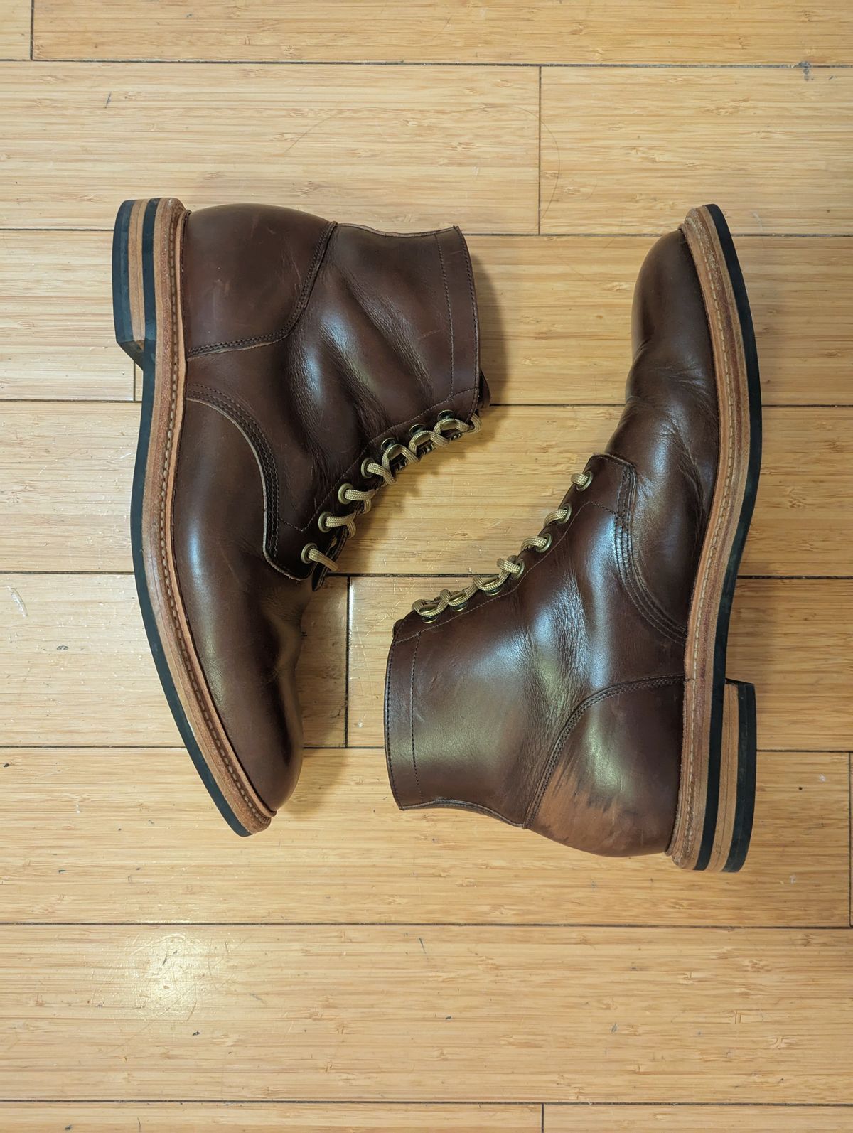 Photo by spkissane on November 5, 2024 of the Grant Stone Diesel Boot in Horween Crimson Chromexcel.