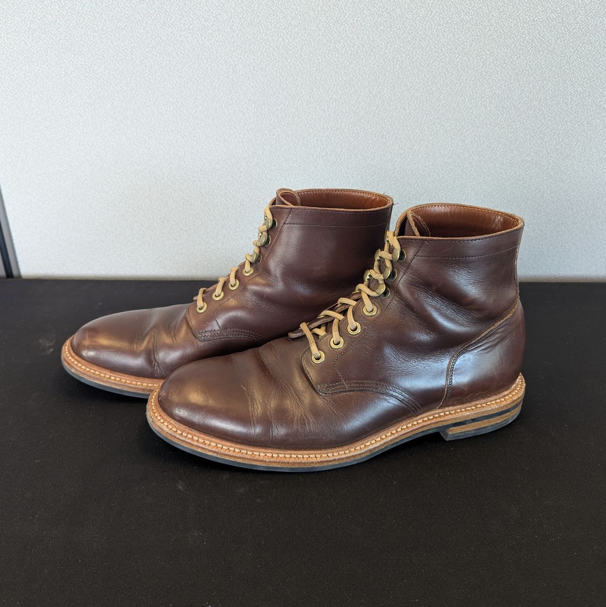 Photo by spkissane on January 4, 2025 of the Grant Stone Diesel Boot in Horween Crimson Chromexcel.
