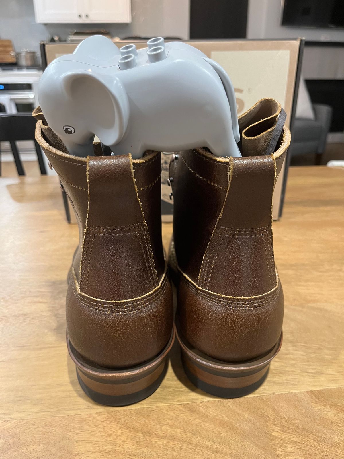 Photo by patinainprogress on October 4, 2024 of the White's 350 Cruiser in Horween Cinnamon Waxed Flesh.