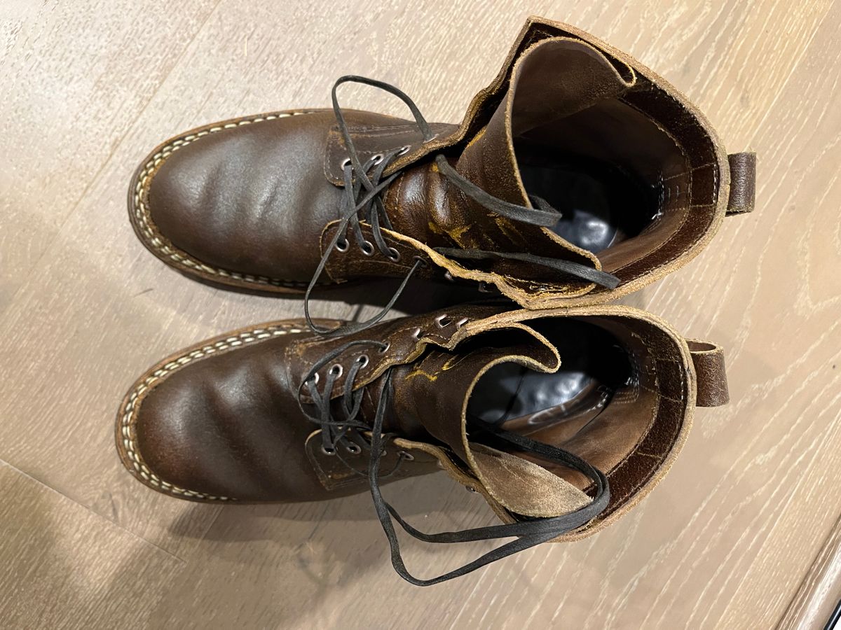 Photo by patinainprogress on November 5, 2024 of the White's 350 Cruiser in Horween Cinnamon Waxed Flesh.