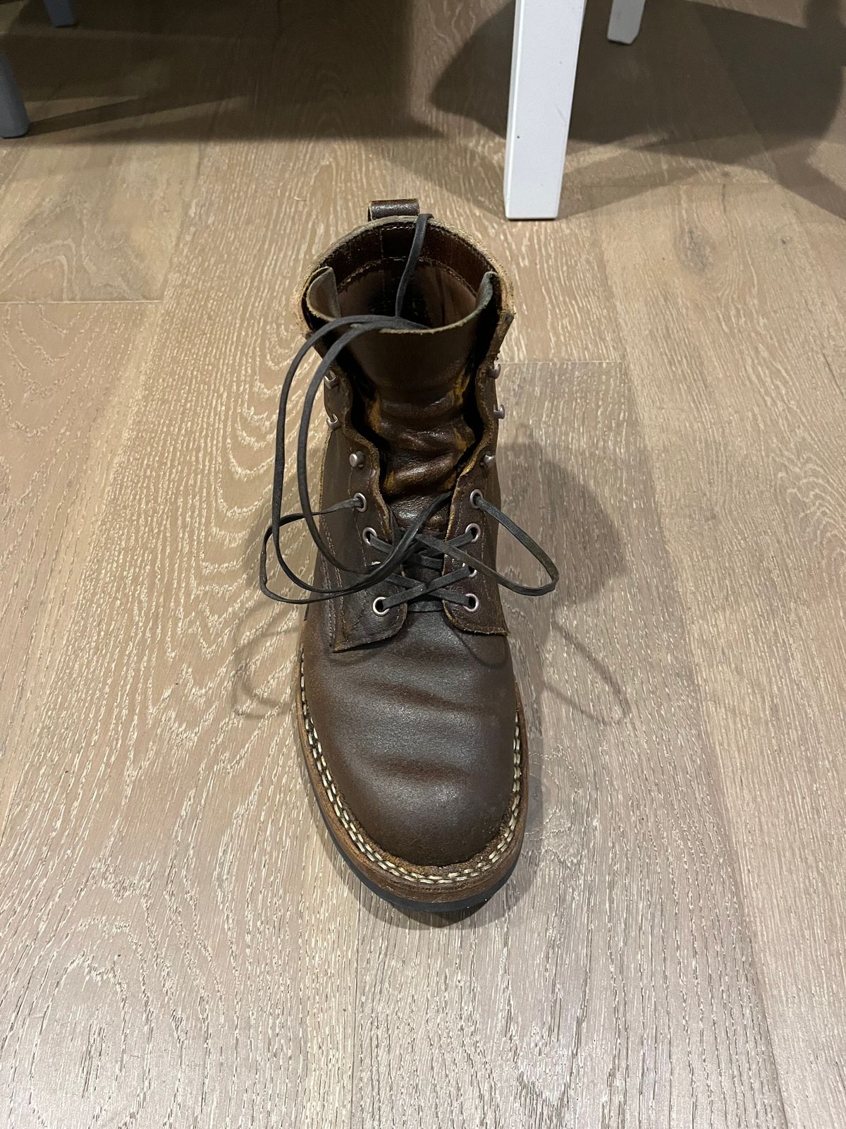 Photo by patinainprogress on December 6, 2024 of the White's 350 Cruiser in Horween Cinnamon Waxed Flesh.