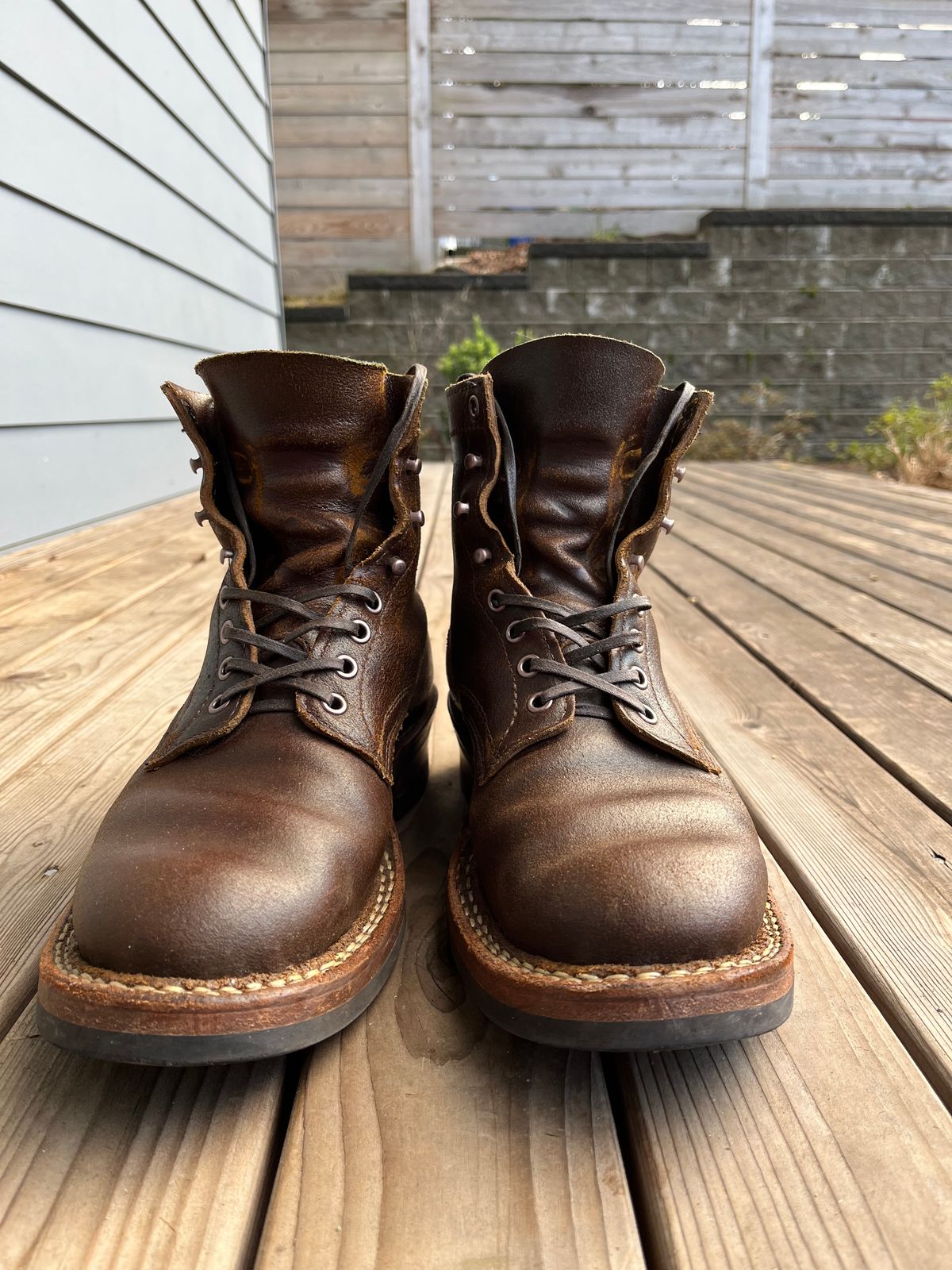 Photo by patinainprogress on February 1, 2025 of the White's 350 Cruiser in Horween Cinnamon Waxed Flesh.