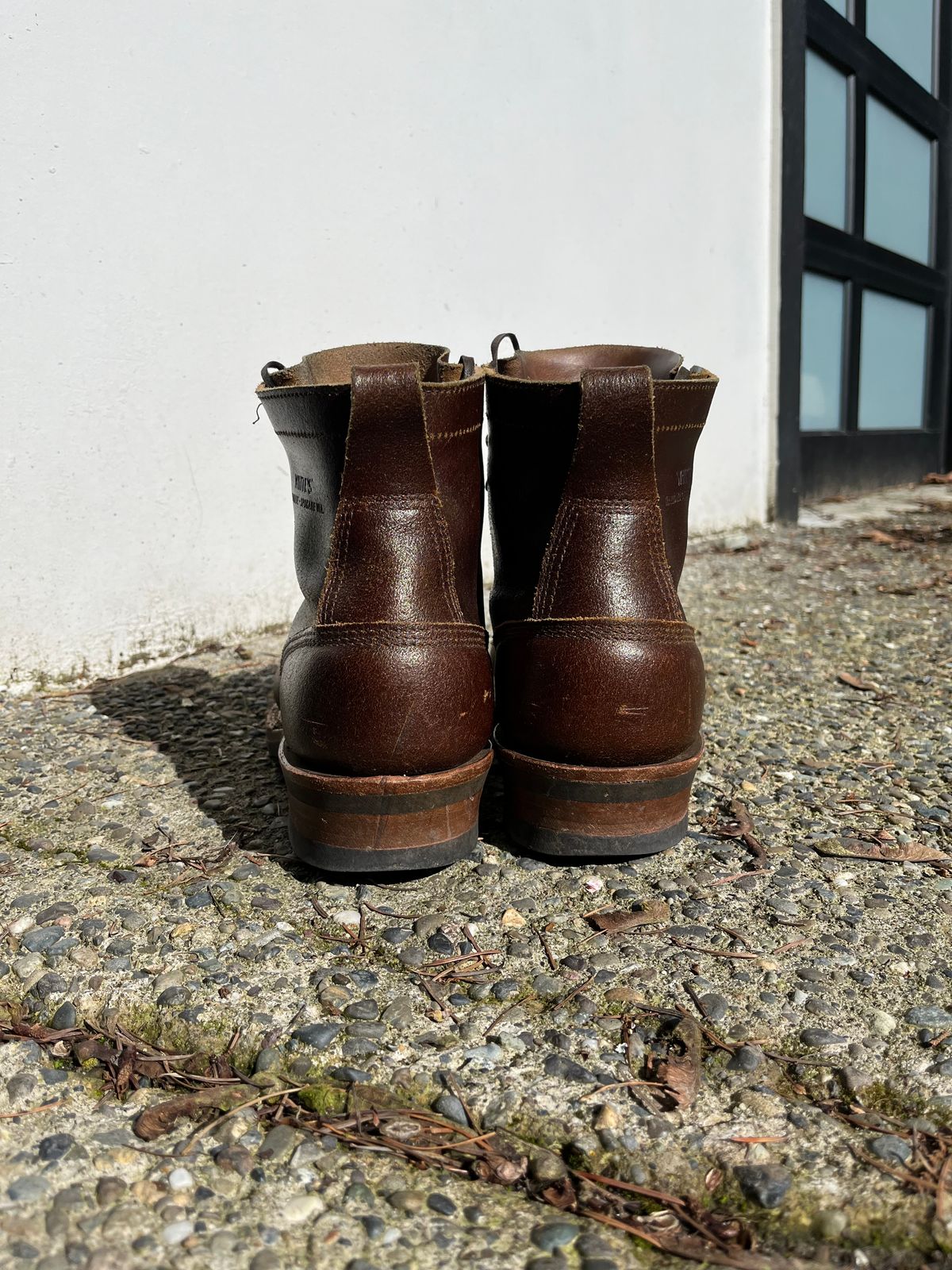 Photo by patinainprogress on March 5, 2025 of the White's 350 Cruiser in Horween Cinnamon Waxed Flesh.