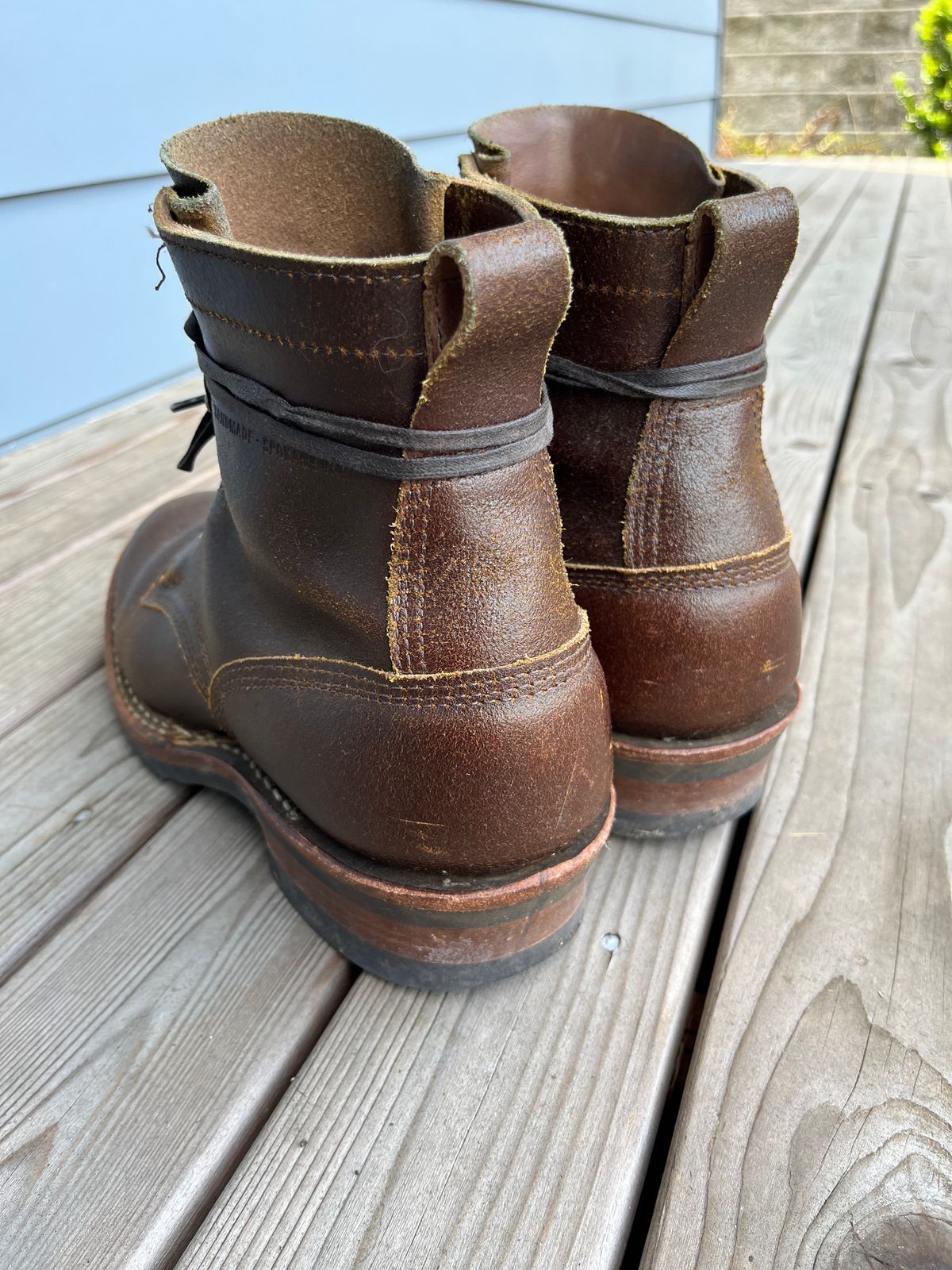 Photo by patinainprogress on April 5, 2025 of the White's 350 Cruiser in Horween Cinnamon Waxed Flesh.