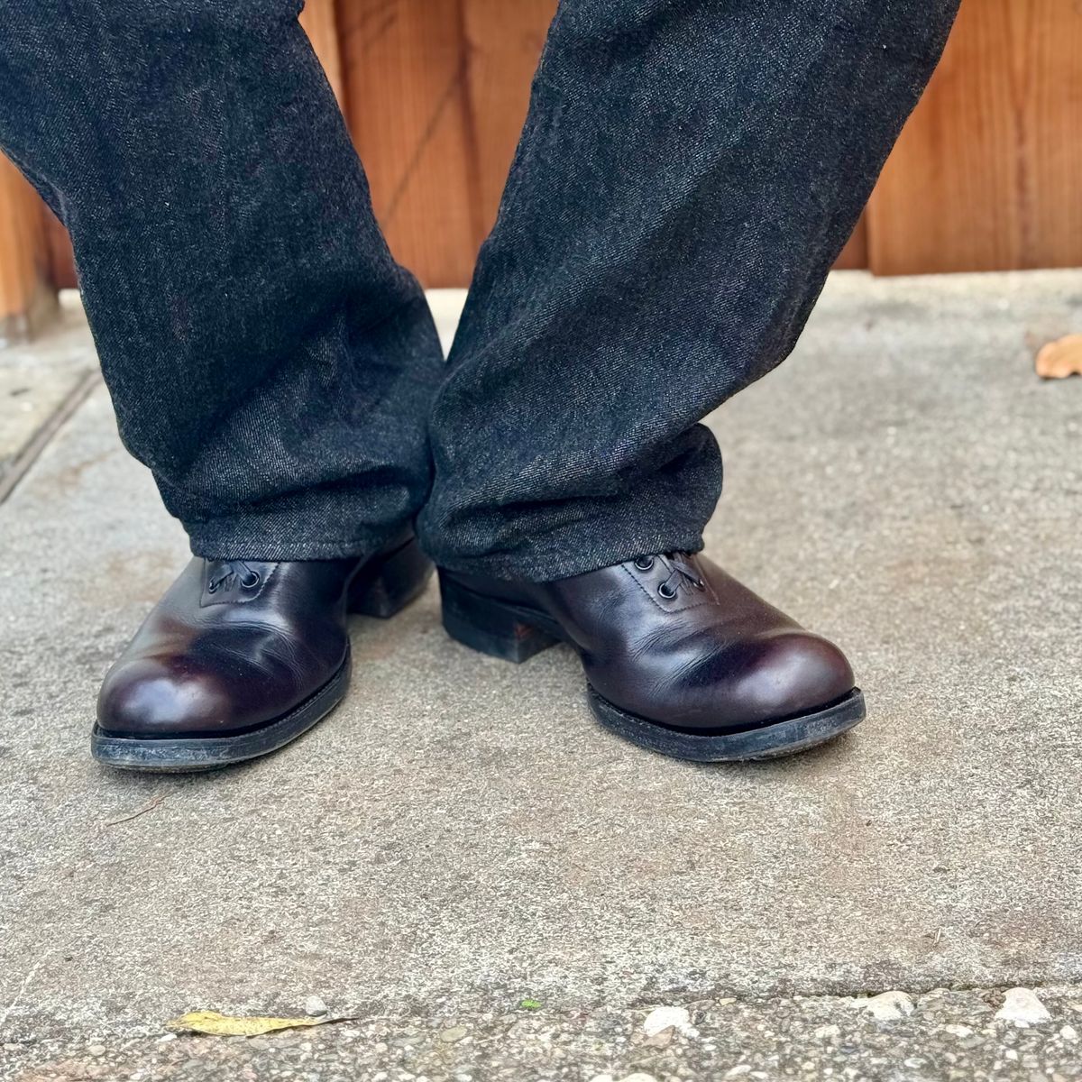 Photo by gniquil on November 30, 2025 of the Clinch Milne in Crown Calf.