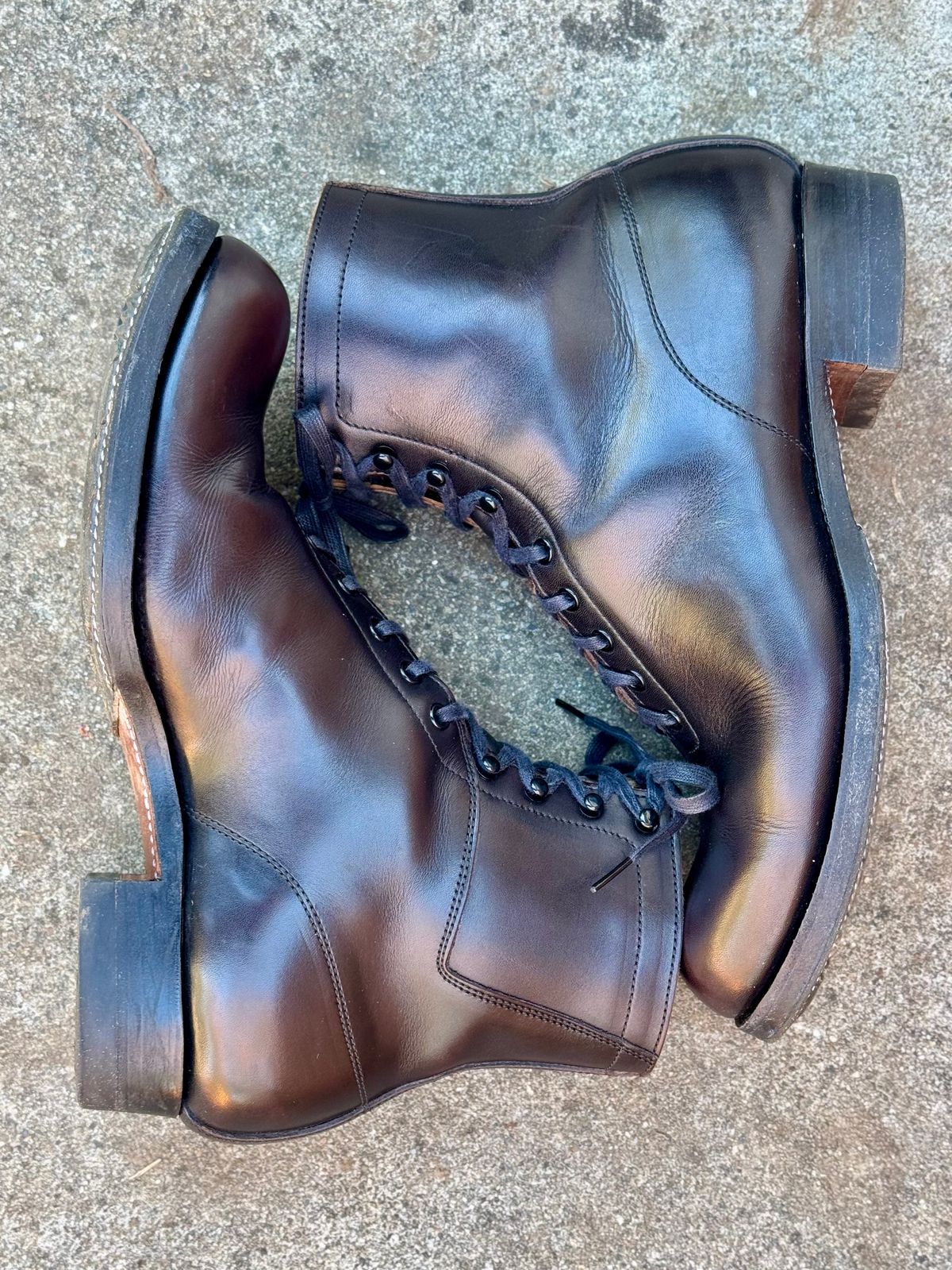 Photo by gniquil on December 2, 2025 of the Clinch Milne in Crown Calf.