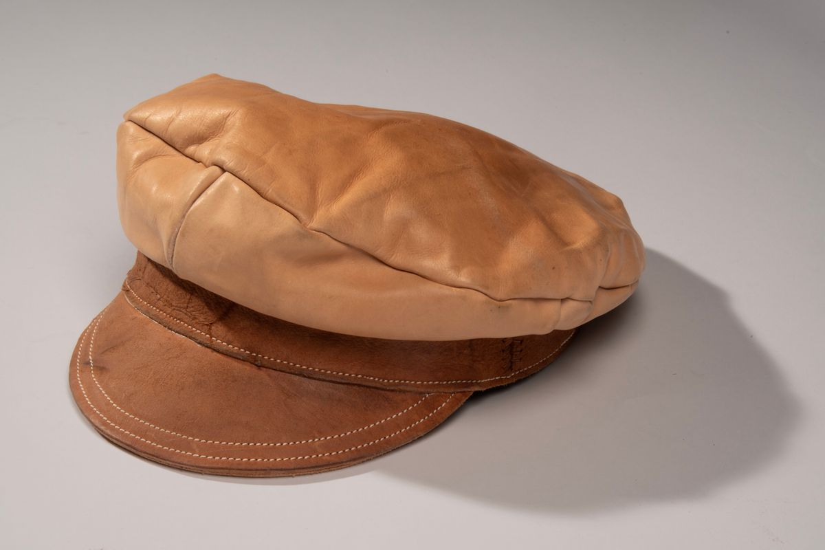 Photo by milokolb on November 1, 2025 of the Milo Kolb Hat in Guidi Culatta Horsebutt & Natural Veg Tan Calf.