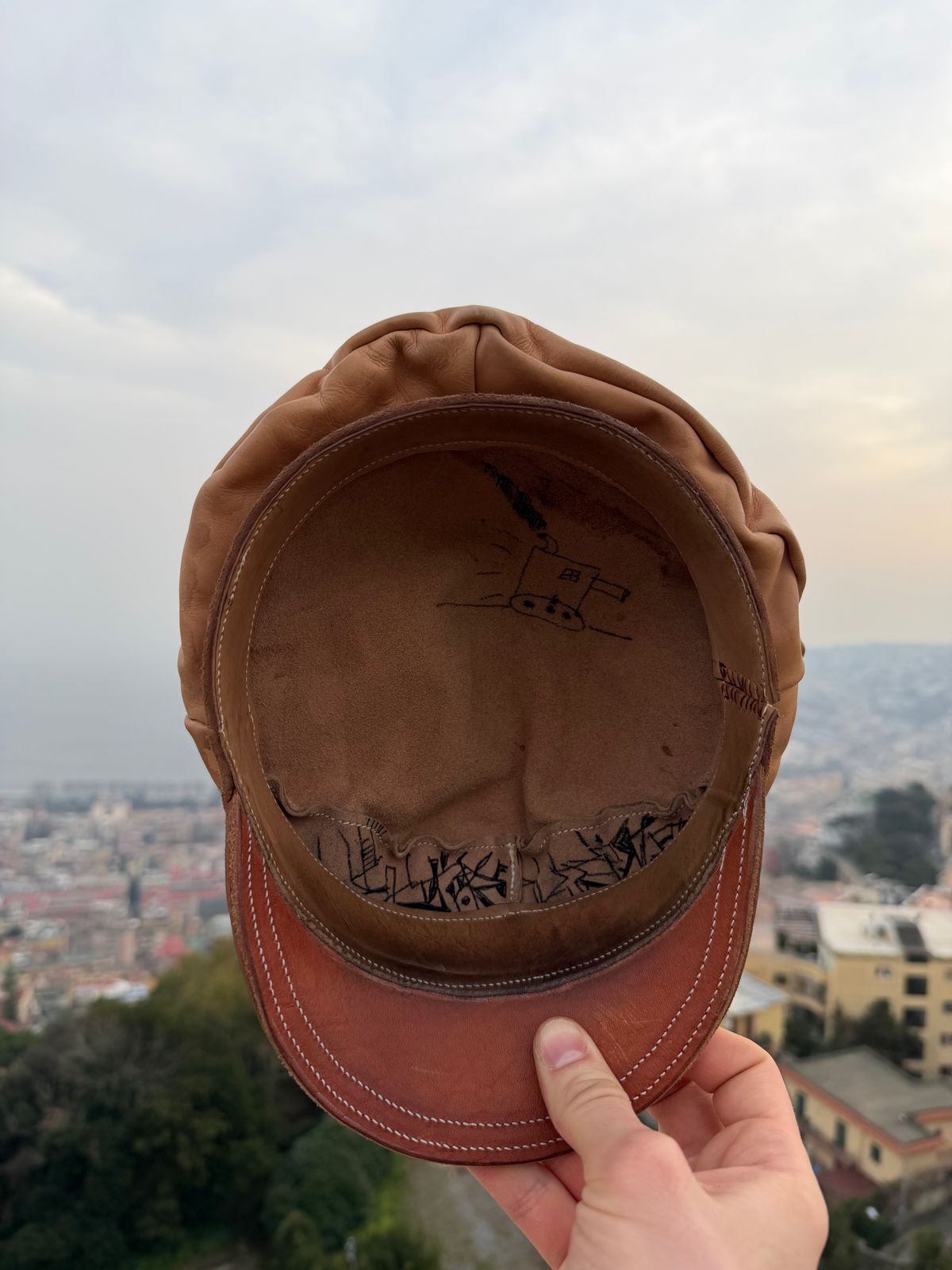 Photo by milokolb on March 5, 2026 of the Milo Kolb Hat in Guidi Culatta Horsebutt & Natural Veg Tan Calf.