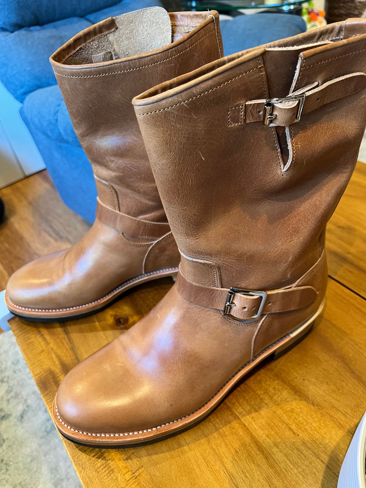 Photo by wjd on October 21, 2024 of the Crush On Retro 501 Engineer Boot in Horween Natural Dublin.