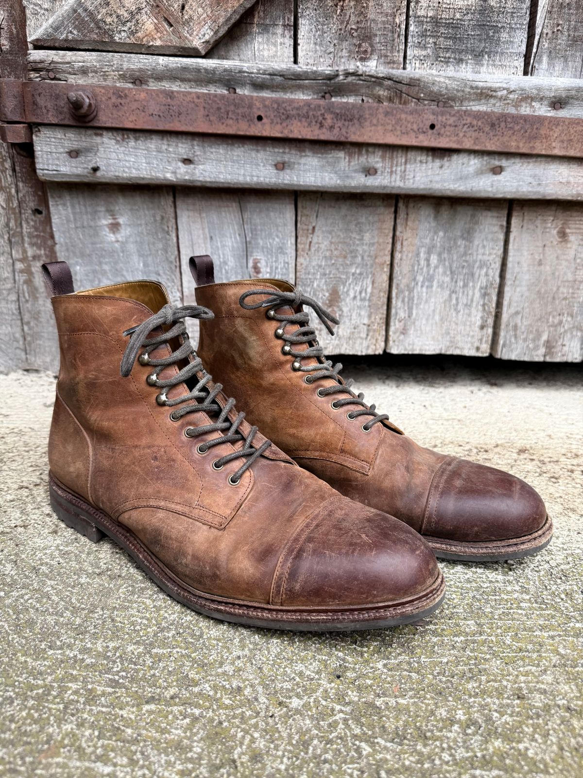 Photo by switchtrue on January 1, 2026 of the Meermin Jumper Boot in Tobacco Waxy Shell Cordovan.