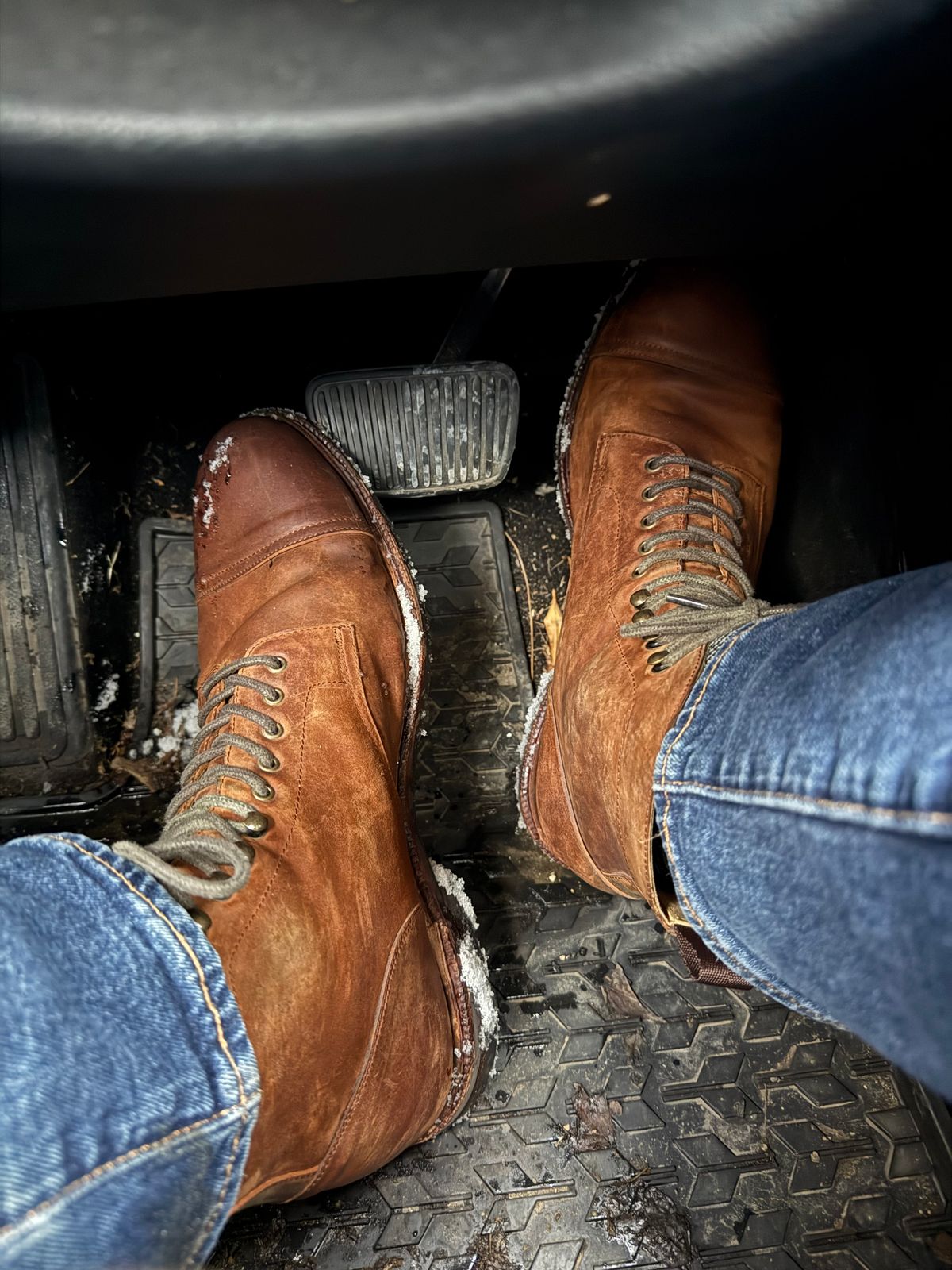 Photo by switchtrue on January 14, 2026 of the Meermin Jumper Boot in Tobacco Waxy Shell Cordovan.