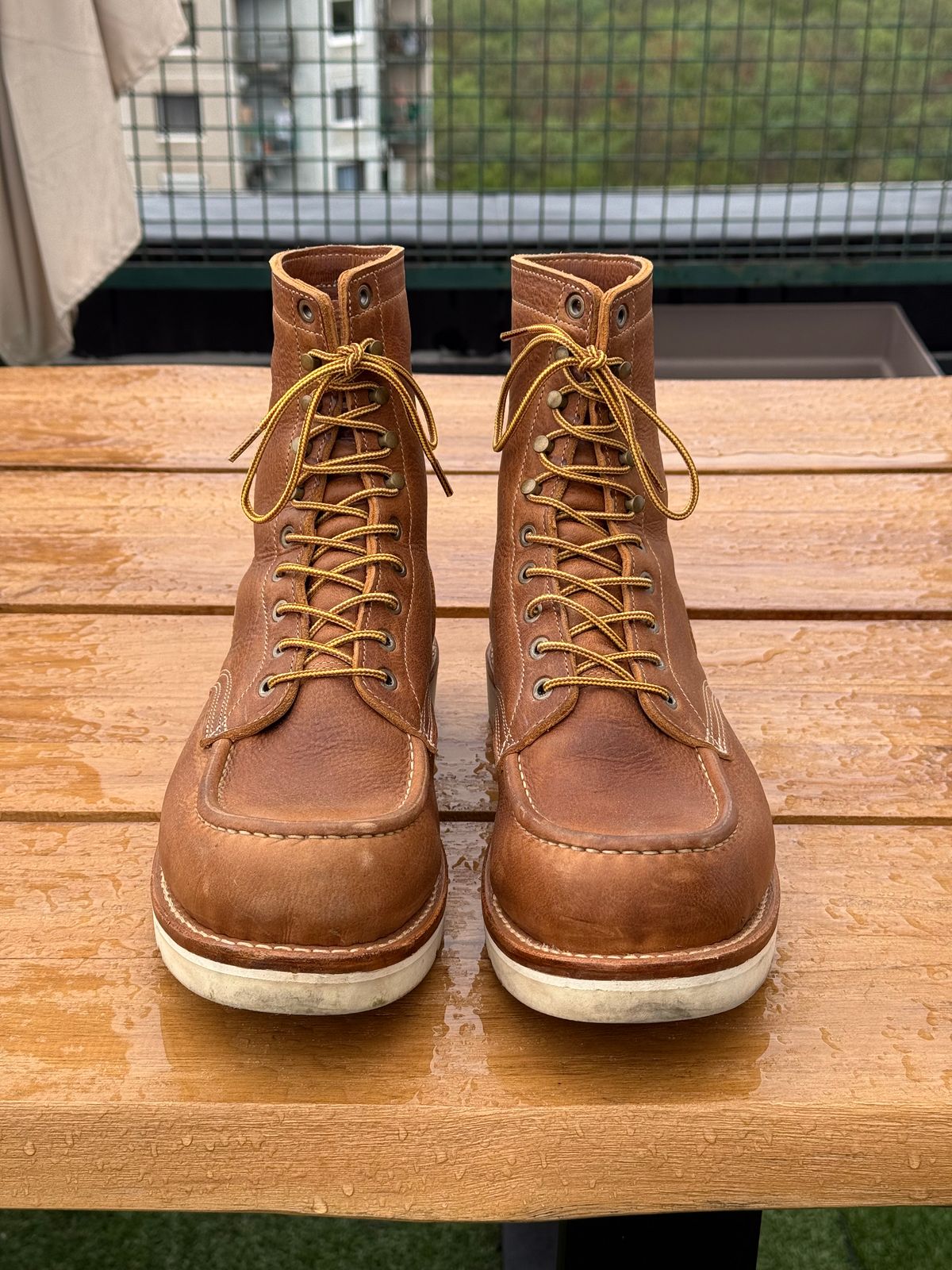 Photo by switchtrue on October 1, 2025 of the Truman Upland Boot in British Tan Grizzly.