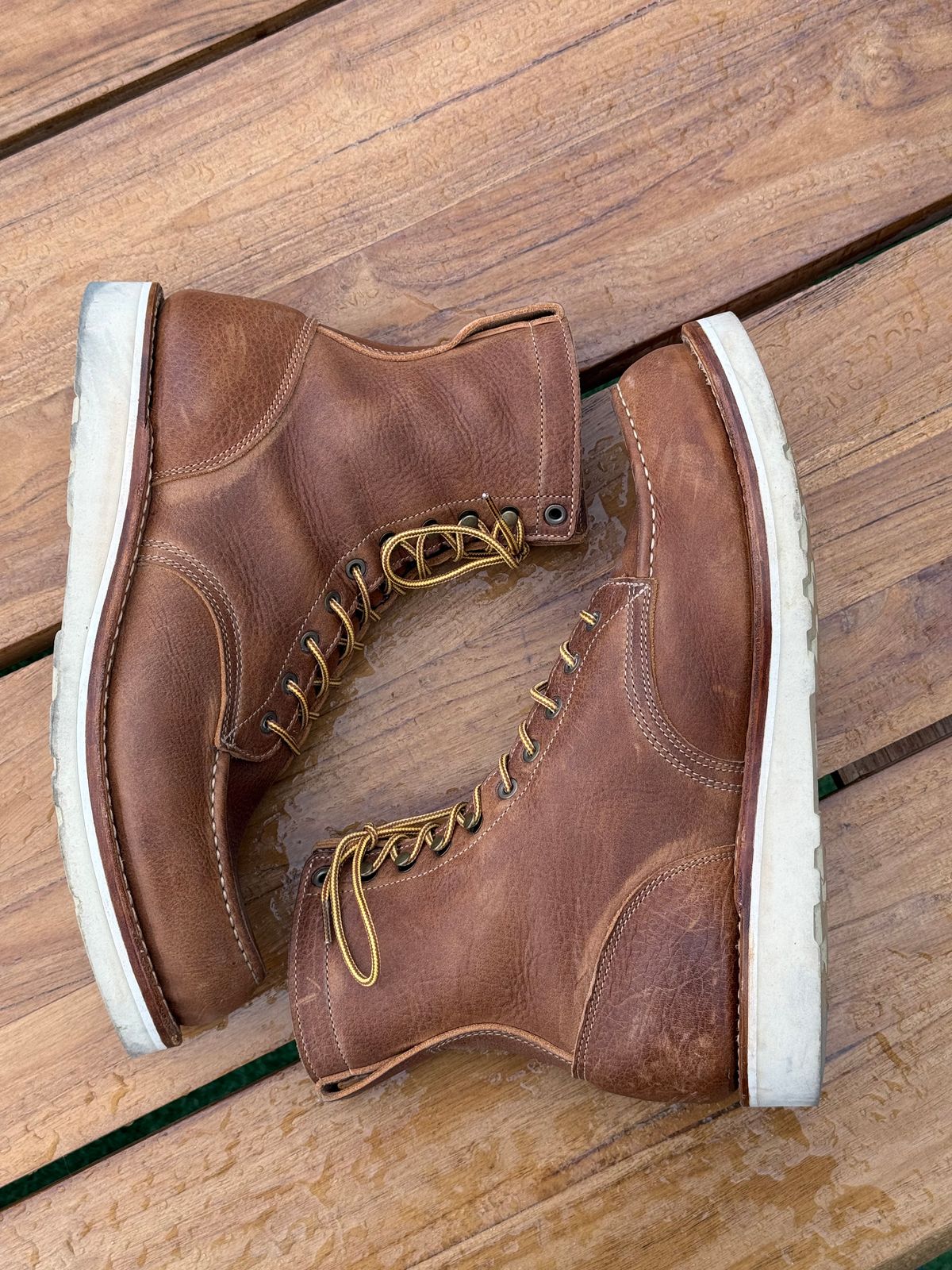 Photo by switchtrue on October 1, 2025 of the Truman Upland Boot in British Tan Grizzly.