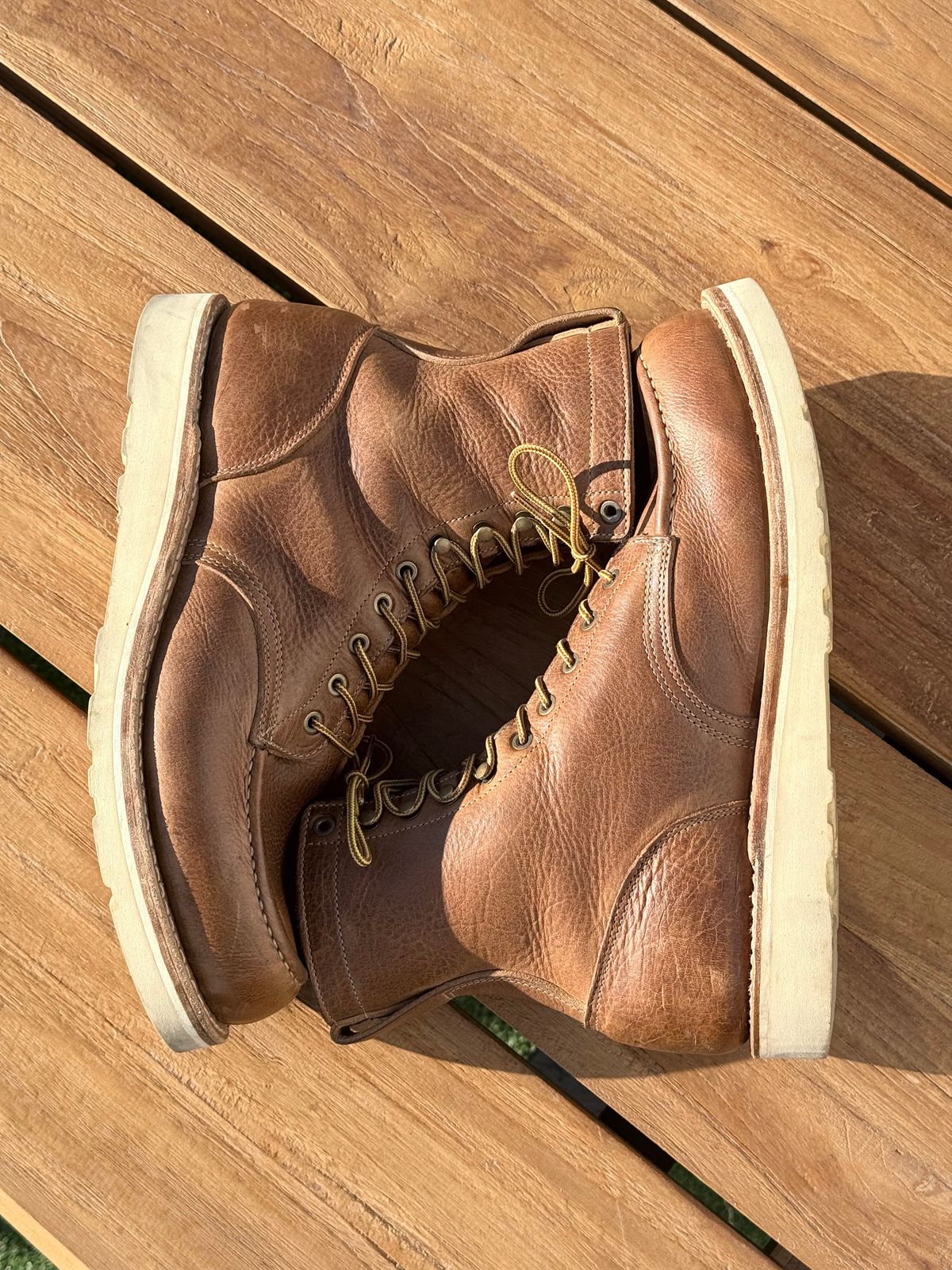 Photo by switchtrue on November 5, 2025 of the Truman Upland Boot in British Tan Grizzly.