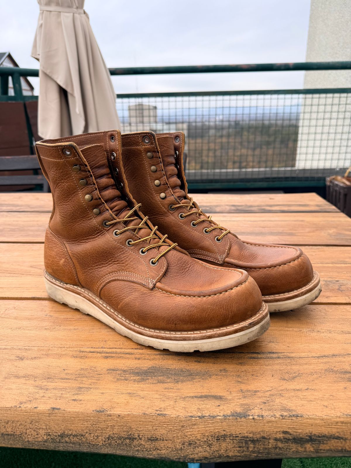 Photo by switchtrue on December 5, 2025 of the Truman Upland Boot in British Tan Grizzly.