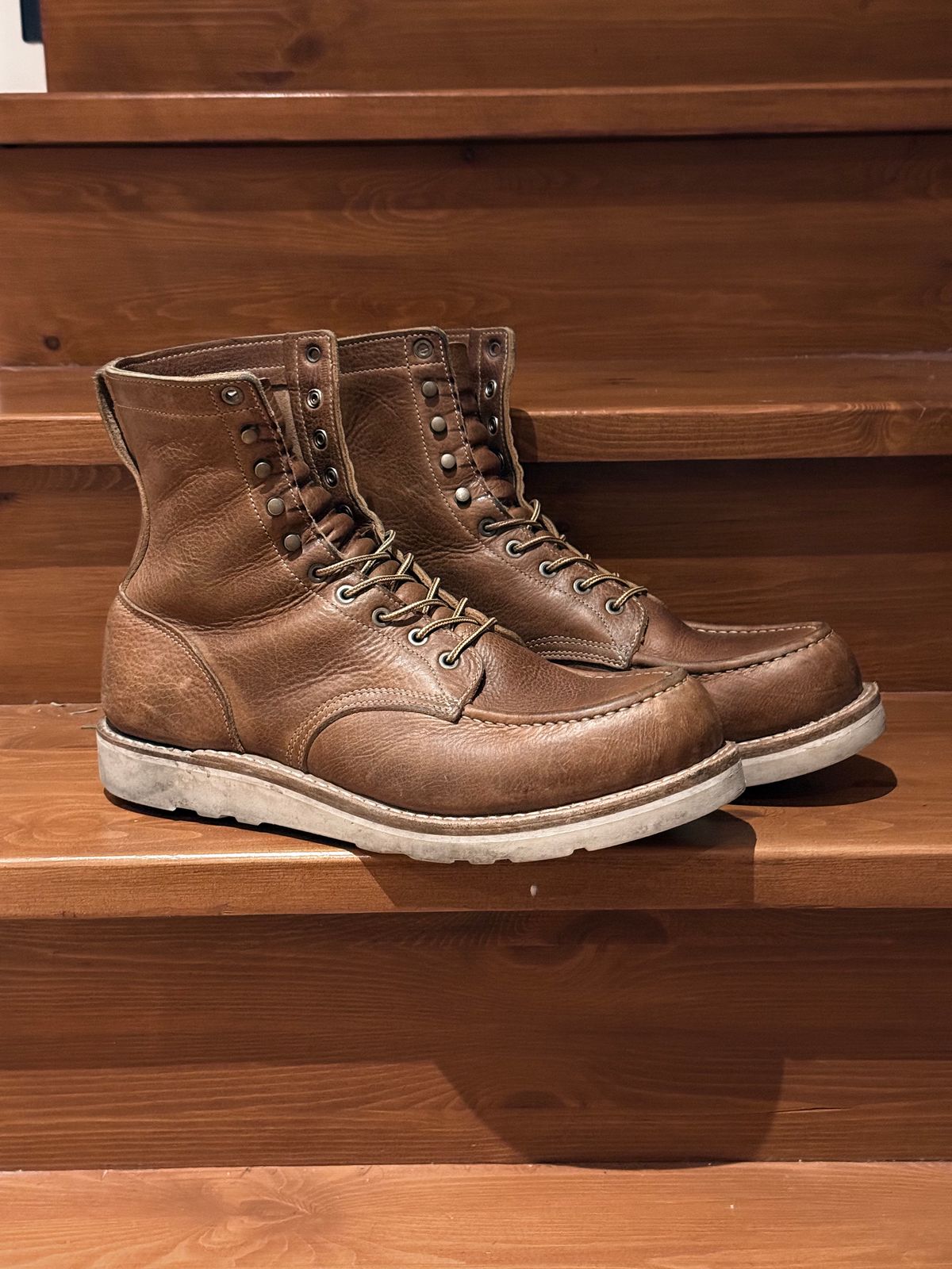Photo by switchtrue on February 5, 2026 of the Truman Upland Boot in British Tan Grizzly.