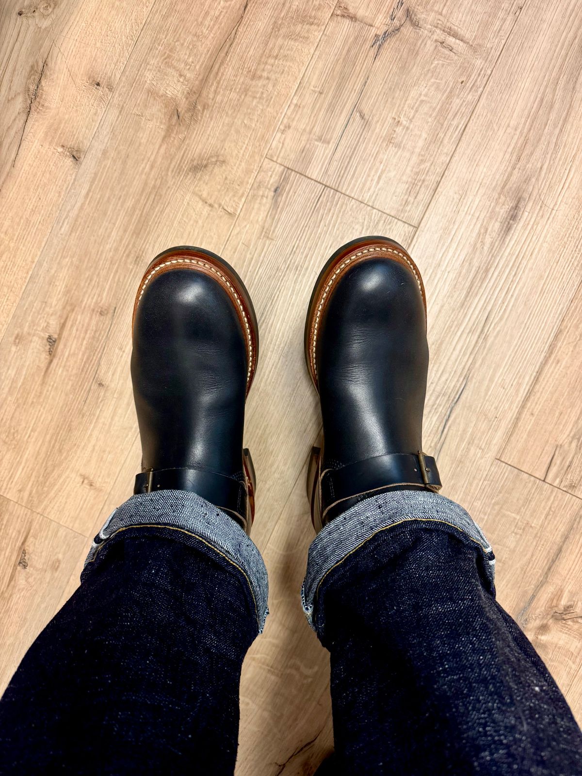 Photo by aldronaut on September 2, 2025 of the John Lofgren Wabash Engineer Boots in Horween Black Chromexcel.