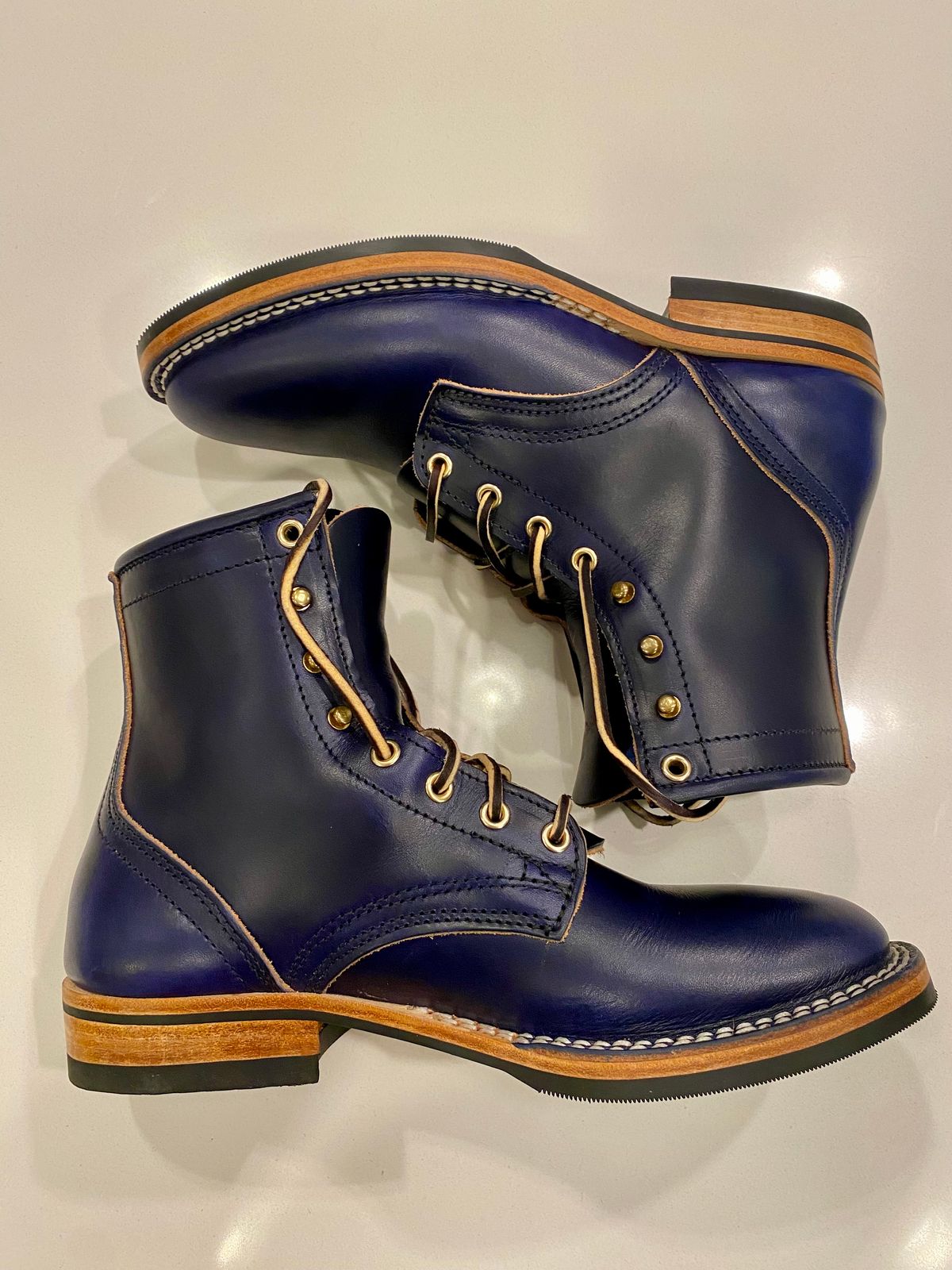 Photo by chris.8888 on May 7, 2025 of the Nicks x Parkhurst V3 in Wickett & Craig Cobalt Double Stuffed.